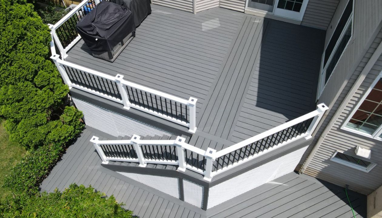 Trex Clam Shell rebuild in Shamong, NJ.