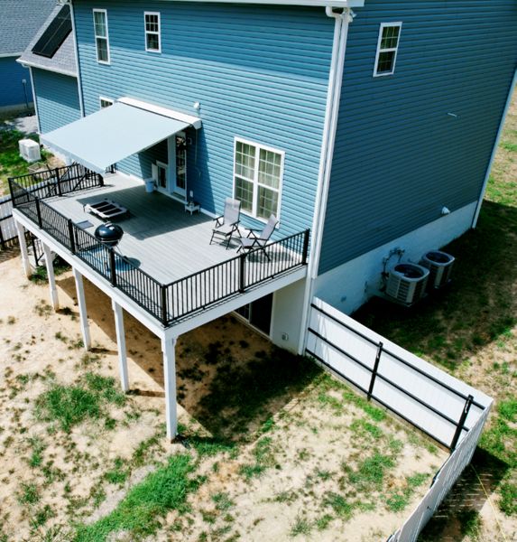 Biscayne with Signature Rails High Deck