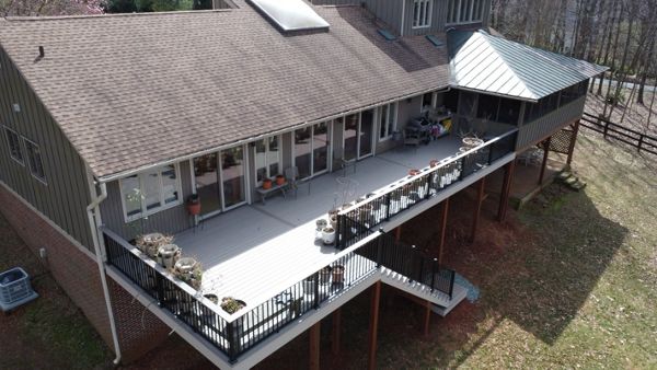 Biscayne with Signature Black Rails