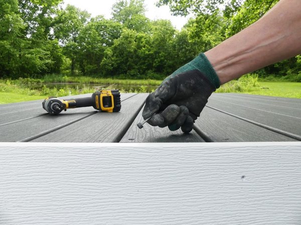 Removing Old Screws 