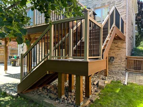Newman Decks - Trex composite stairs with Aluminum Picket Railings