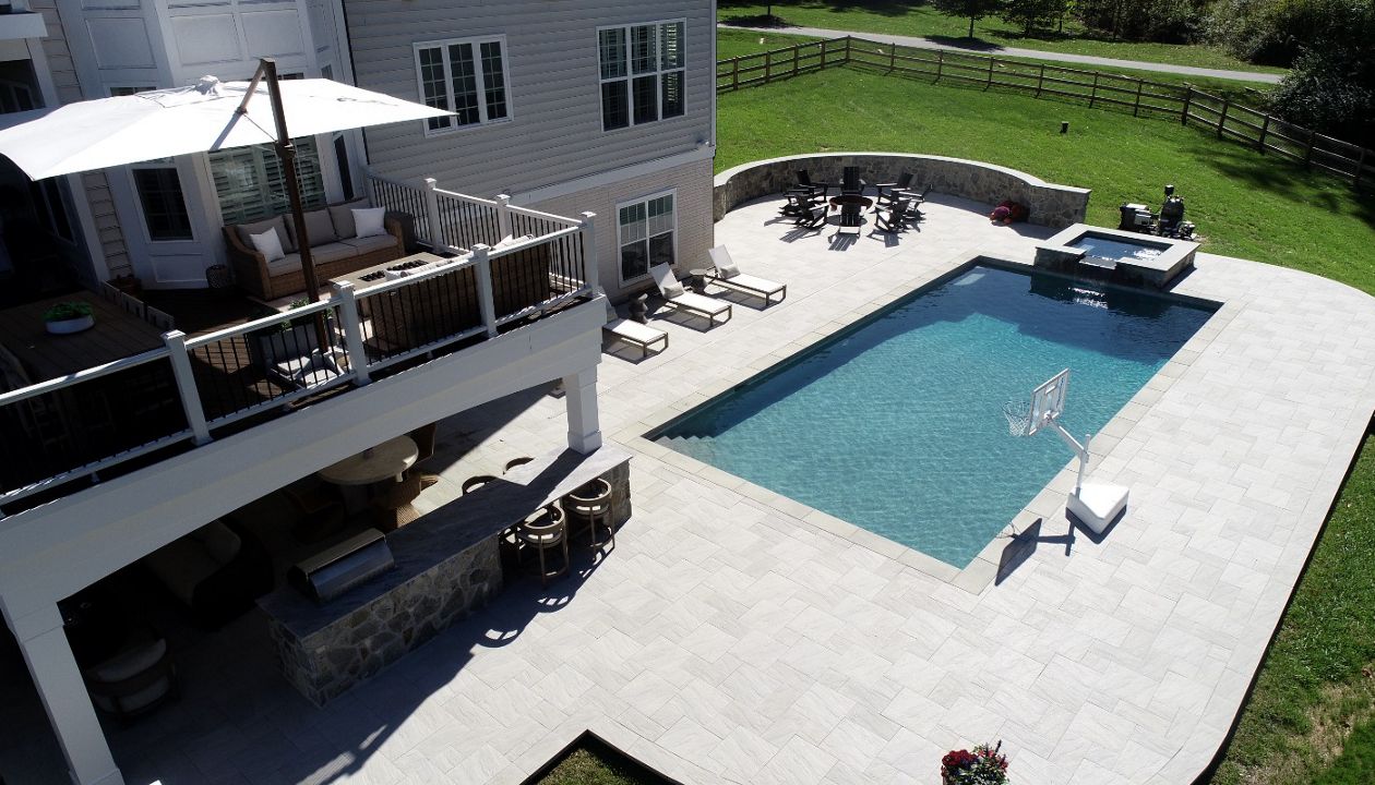 Highland, MD deck and pool