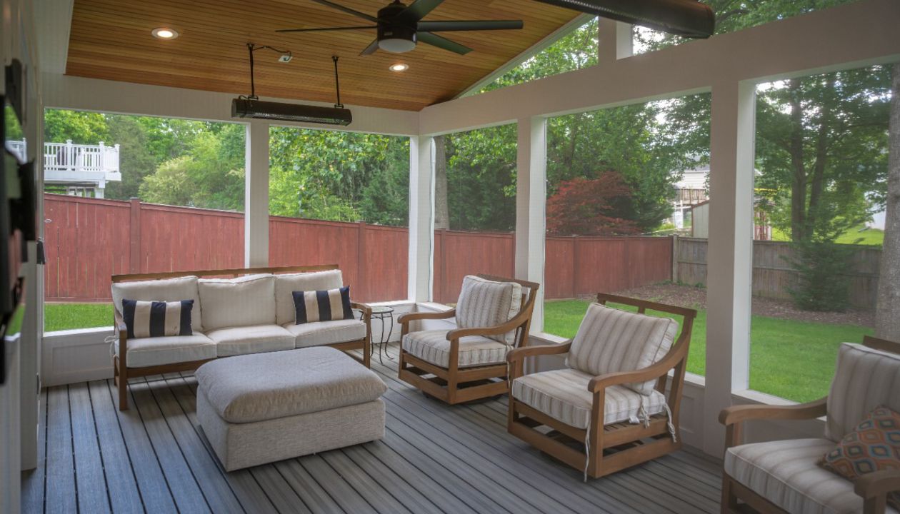 Screened Porch with Trex Enhance Foggy Wharf Decking