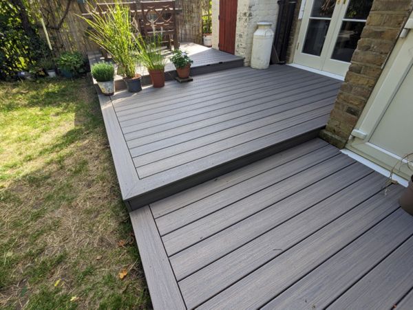 Wimbledon, SW19 Trex Enhance Naturals decking