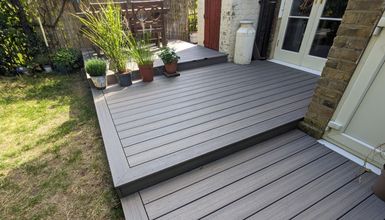 Wimbledon, SW19 Trex Enhance Naturals decking