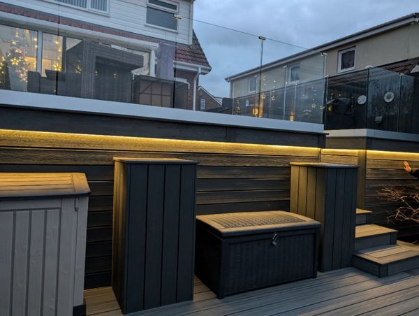 Clam Shell wall with strip lights