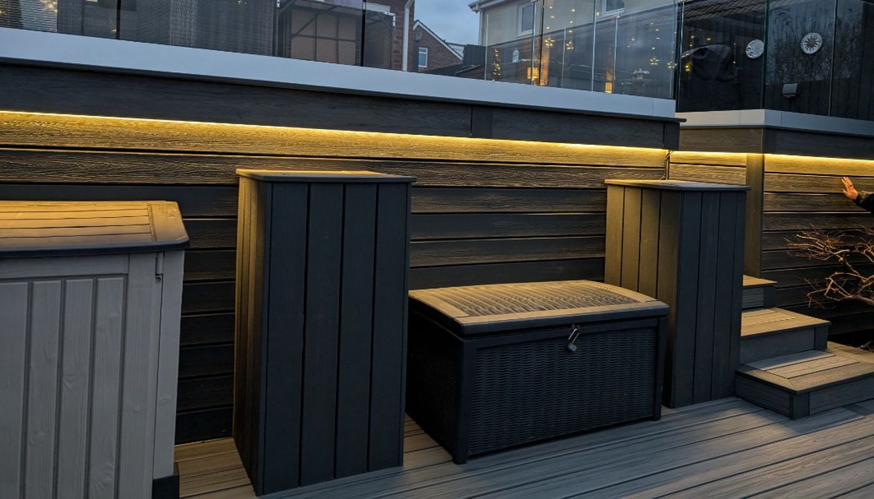 Clam Shell wall with strip lights