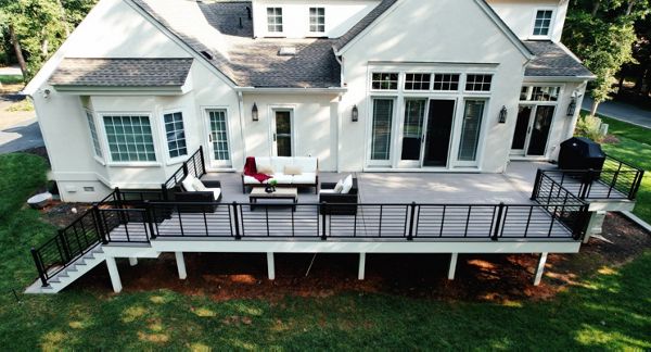 Biscayne with Signature Black Rod Rails