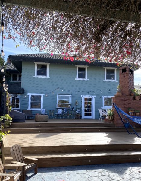 Trex deck in Havana Gold