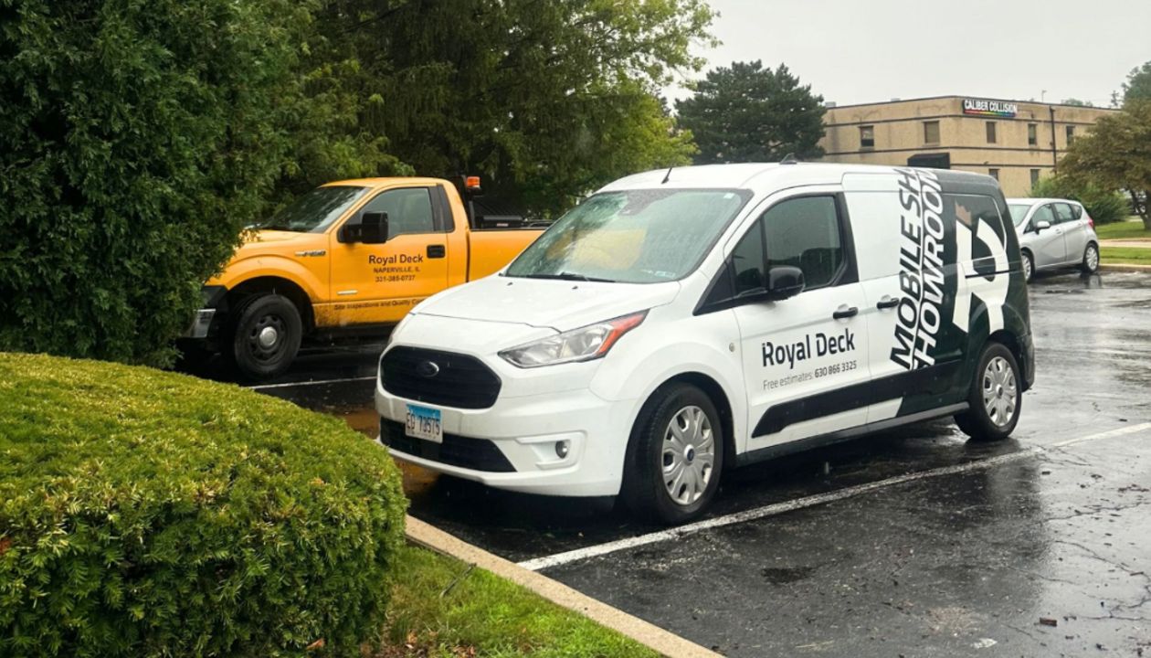 Royal Deck - Mobile Showroom