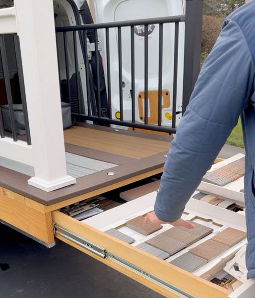 Royal Deck - Mobile Showroom