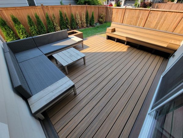 Havana Gold deck with Custom bench
