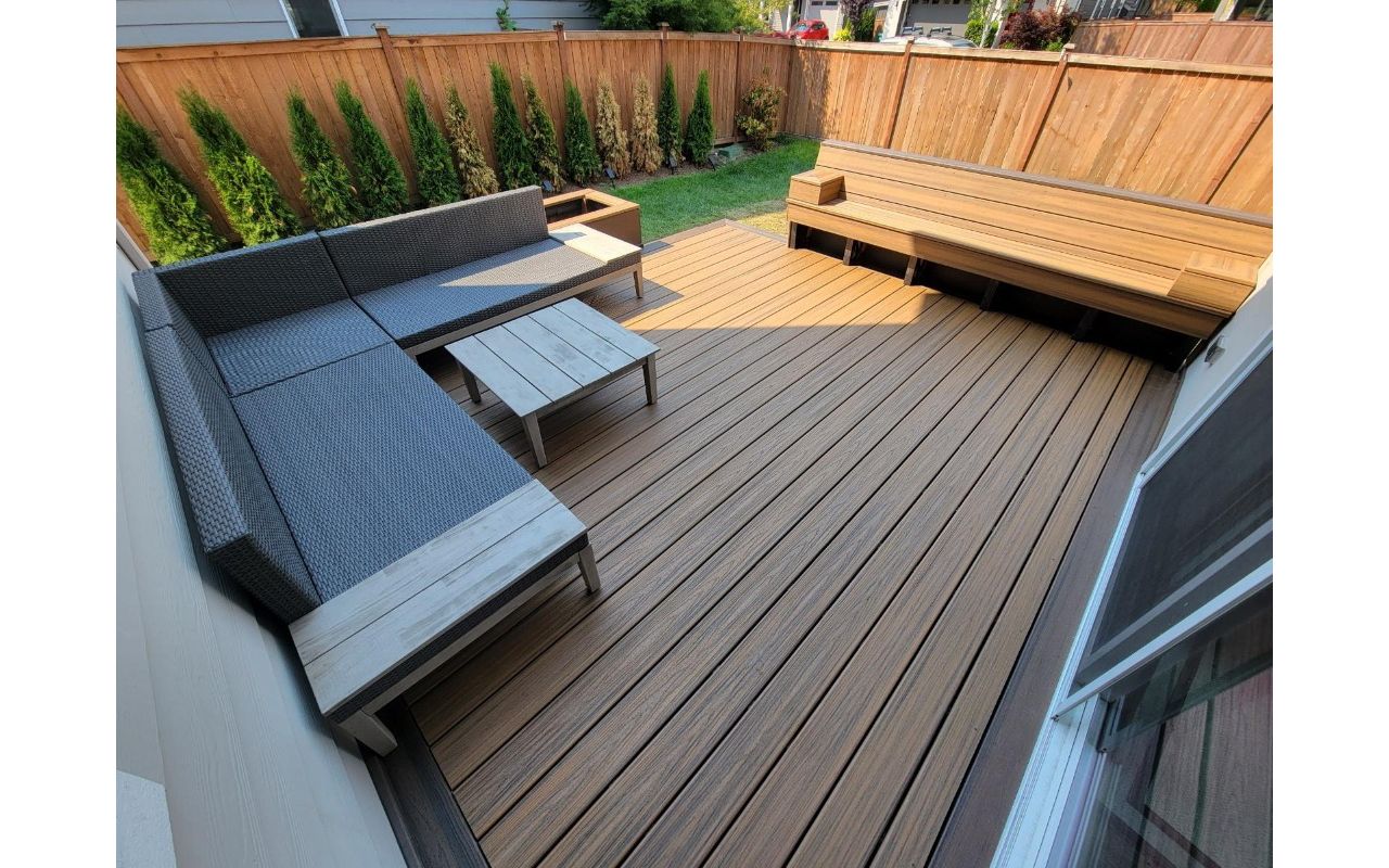Havana Gold deck with Custom bench