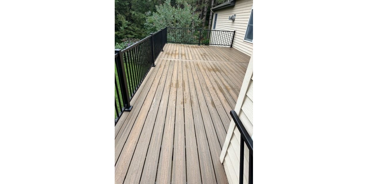 Trex Enhanced Naturals with Select Railings