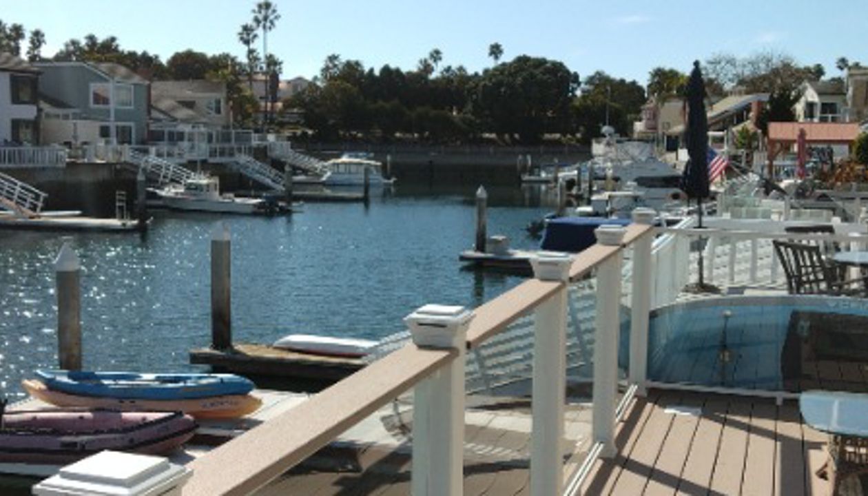 Trex Cocktail Rail over Glass Oxnard