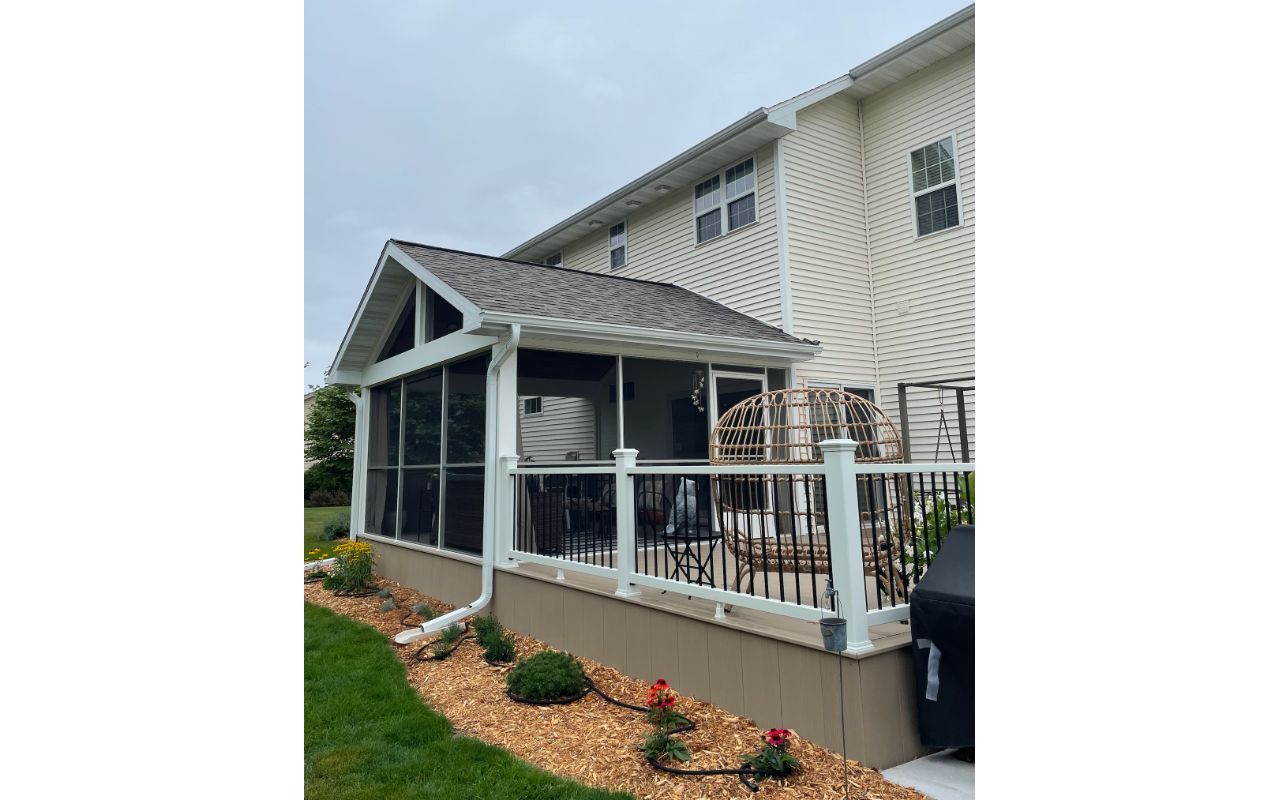 Trex Deck with Trex Transcend Rail