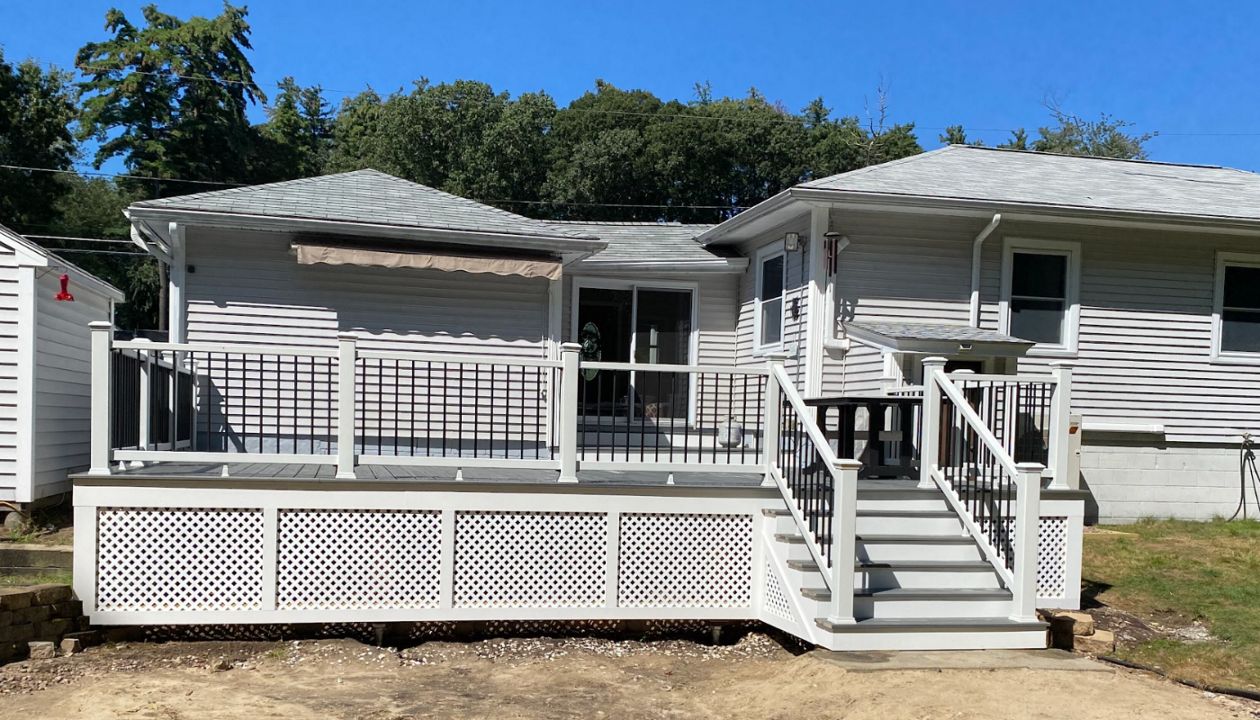 Methuen, MA Professional Building Services Deck in Select Pebble Gray with Select White Railing