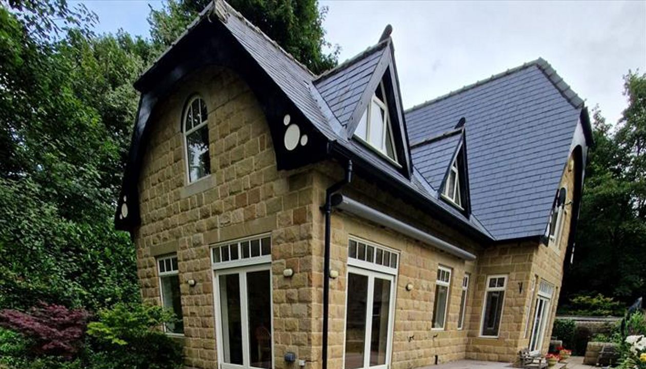 TREX Lineage Biscayne Composite Decking by Heritage Decking LTD