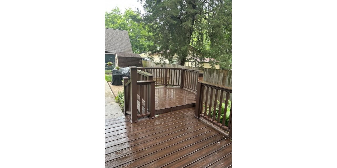 Trex Lava Rock with Vintage Lantern Composite Railings and Balusters