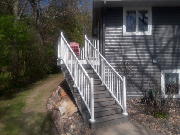 Trex Low Maintenance Composite Decking and White Aluminum Railing