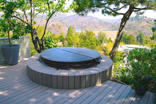 Trex Enhance hot tub deck in Clam Shell