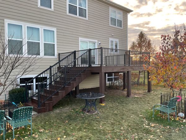 Trex Deck and Trex Signature Railings in Algonquin