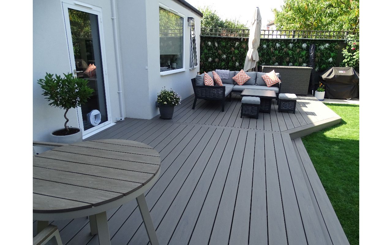 Trex Lineage Biscayne Decking in New Malden KT3 Oilcanfinish