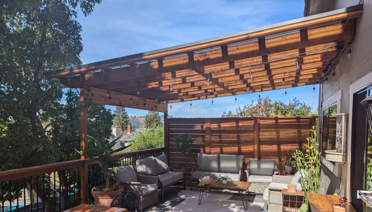 Lineage "Carmel" with roof