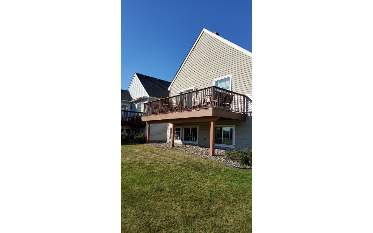 Low maintenance composite decking from Trex and Alum Railing