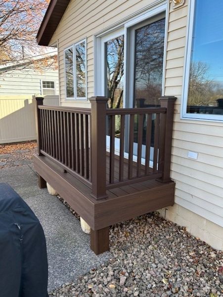 Trex Lava Rock with Vintage Lantern Composite Railing and Baluster