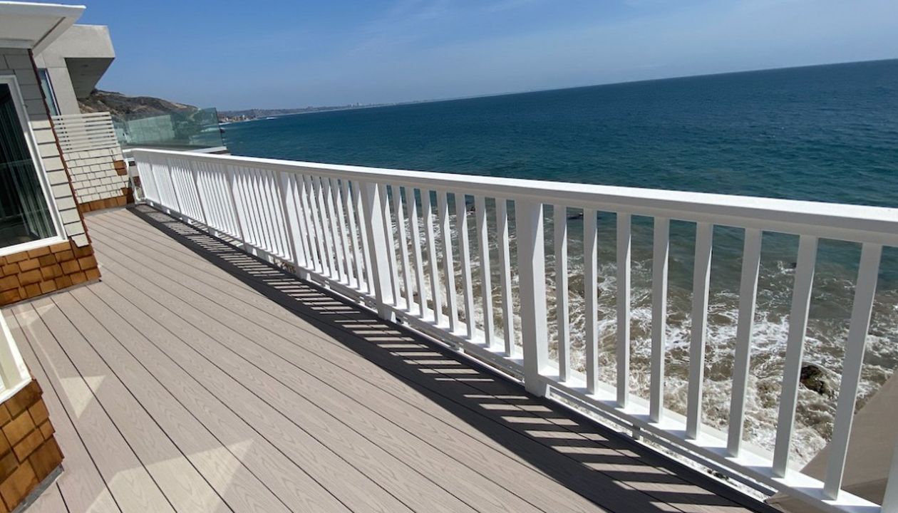 Trex Transcend deck in Rope Swing