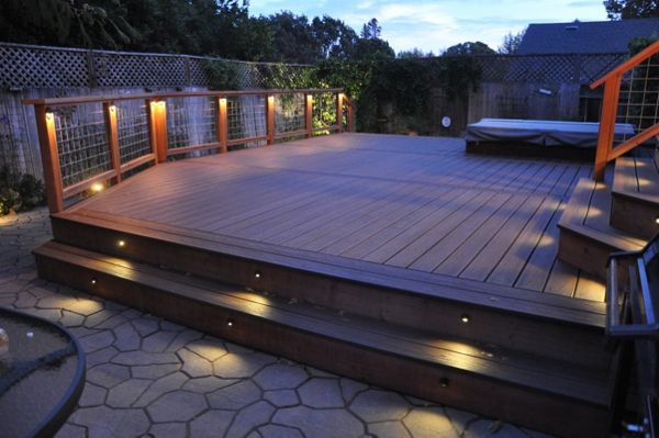 Transcend "Spiced Rum" with lighting