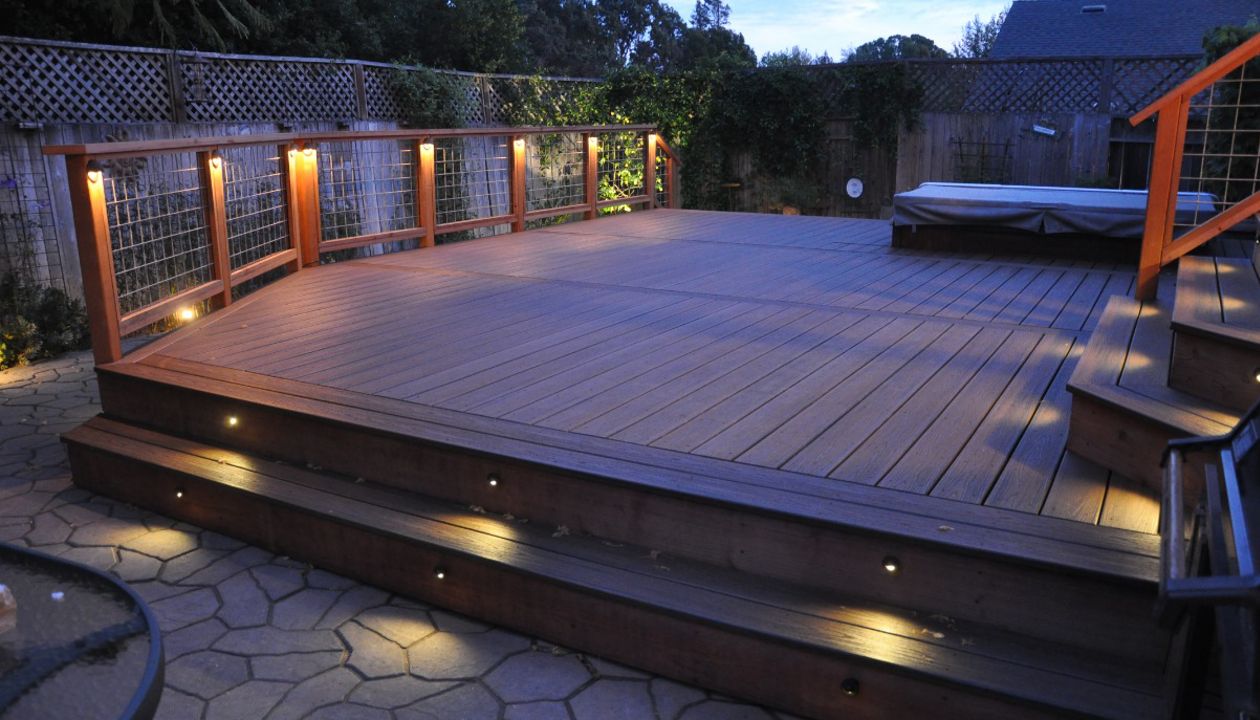 Transcend "Spiced Rum" with lighting