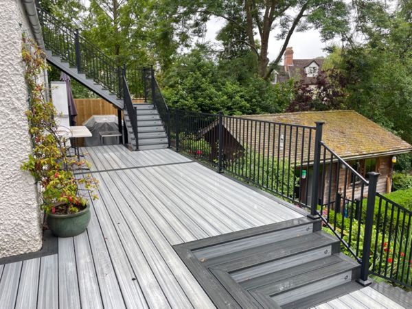 Chorleywood Trex composite decking in 5 levels, staircase and balustrade by Karl Harrison