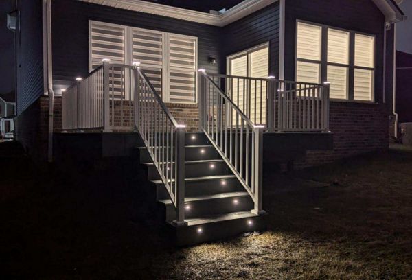 Trex Signature Rail with LED caps and riser step lights