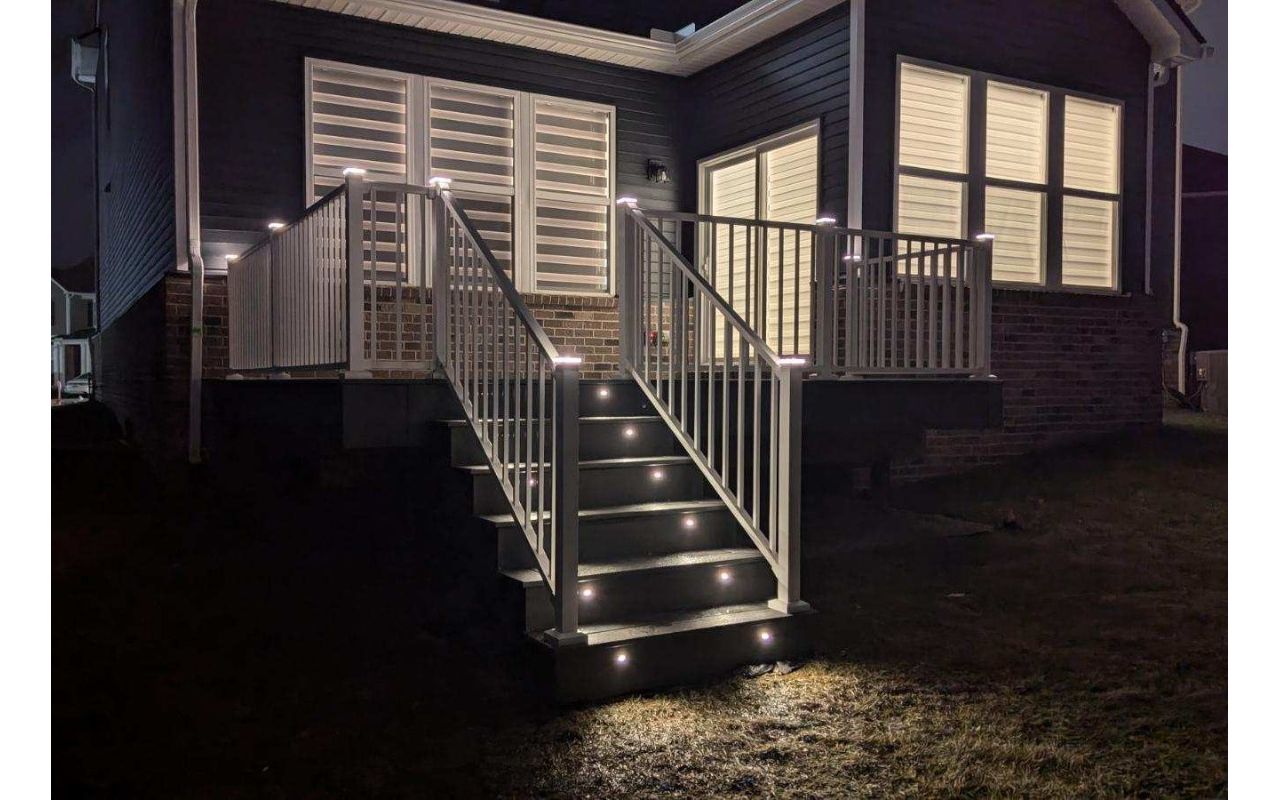 Trex Signature Rail with LED caps and riser step lights