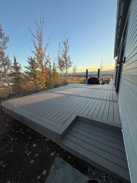 1700 Sq ft Biscayne Trex Deck