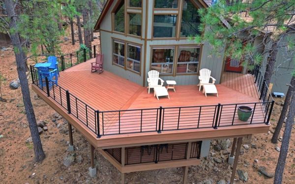 Forest Highlands Flagstaff - mutli-level with lateral steel rail