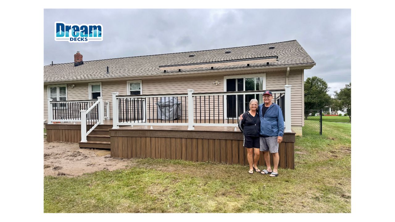 Built right, and it shows.  This deck features Trex Enhance Naturals Toasted Sand decking, fascia, and solid skirting for a seamless finish, paired with Trex Select railing and a Spiced Rum drink rail. A clean, low-maintenance upgrade built to last.