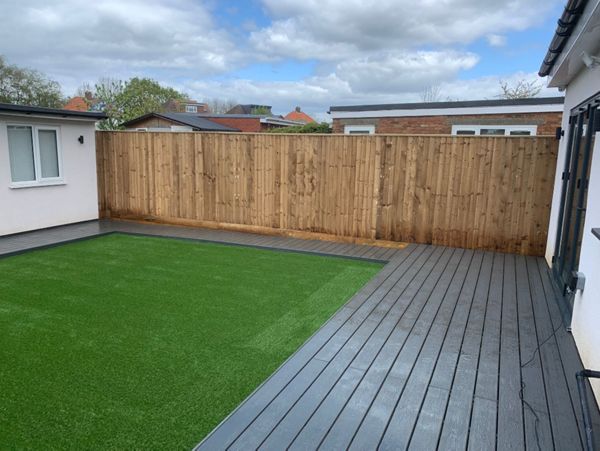 Trex Enhance Basics Clam Shell Wrap-around Decking, Middlesex