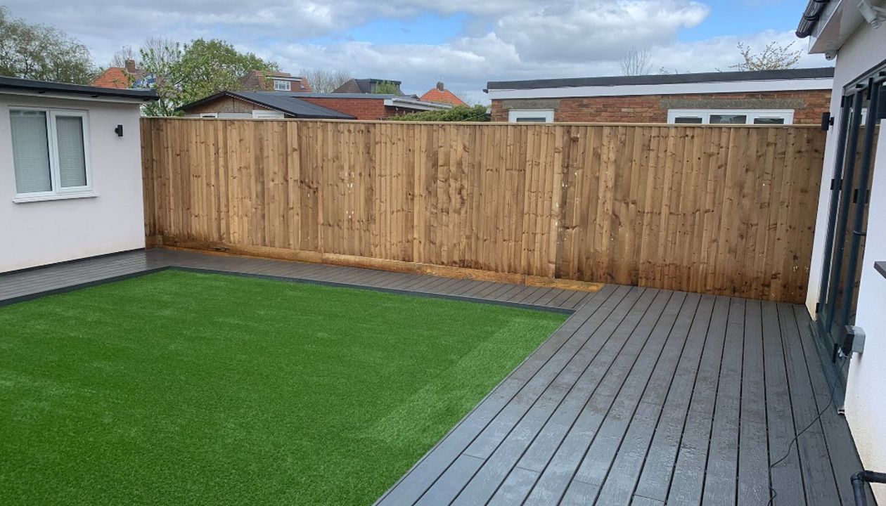 Trex Enhance Basics Clam Shell Wrap-around Decking, Middlesex