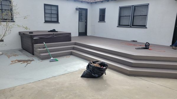 New Trex Deck & Cable Railing in Thousand Oaks , CA