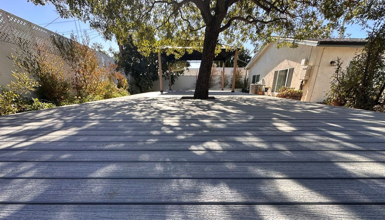 Foggy Wharf Courtyard Deck 2