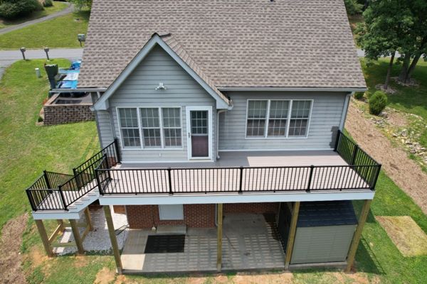 Biscayne Beauty with Signature Black Rails