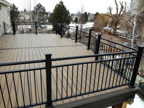 Aurora, CO Trex deck with aluminum railing