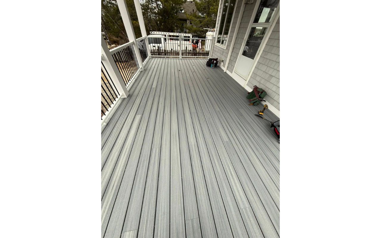 Foggy Warf Trex deck November 2023