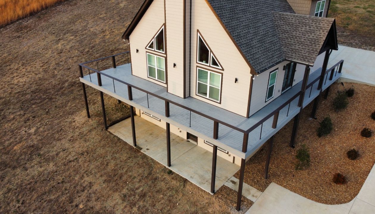 Trex Lineage in Rainier with custom cable railing