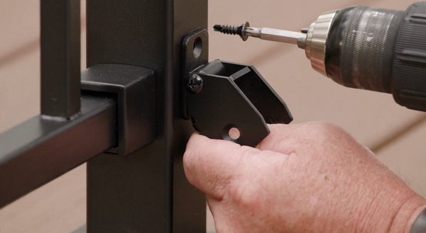 How to Install Trex Enhance® Steel Railing | Trex | Trex