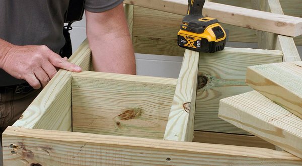 How to Install Trex Enhance® Steel Railing | Trex | Trex