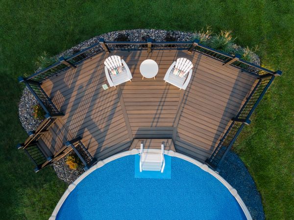 DIY-prosjekt for terrasse over bakken